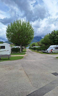 Pêcherie 2 À 6 PERSONNES
