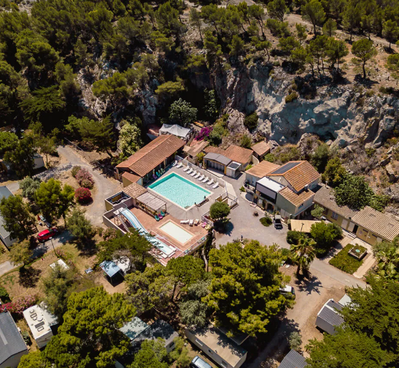 Emplacement de camping avec électricité  à Port-la-Nouvelle