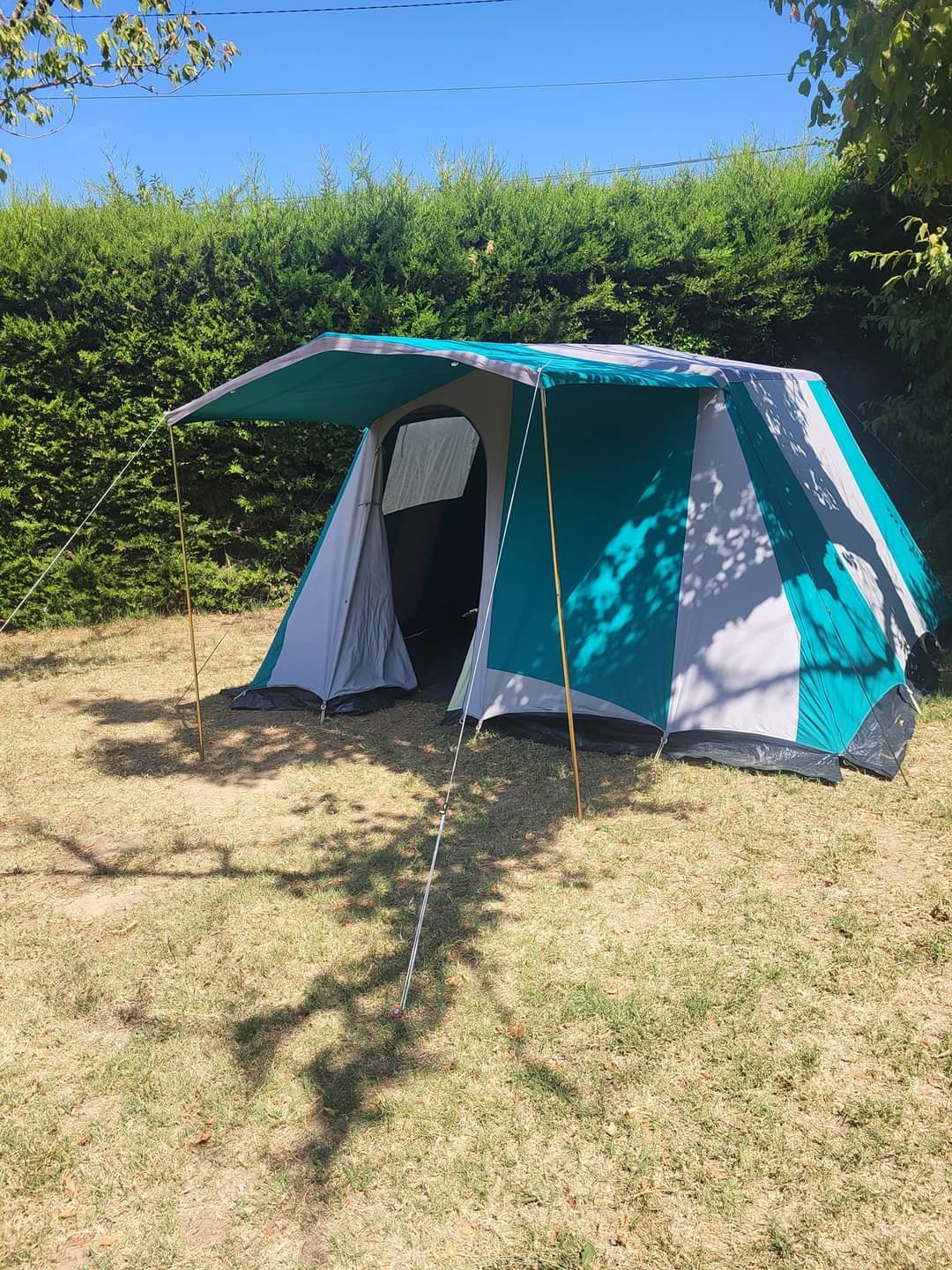 Tente prête à camper