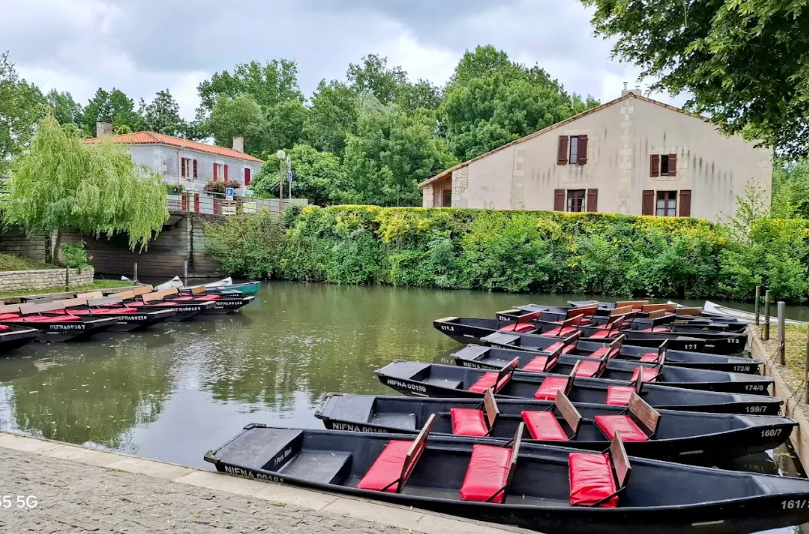 Emplacement Camping en Marais Poitevin
