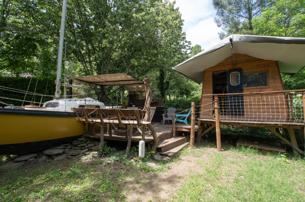 Pêcherie 2 À 6 PERSONNES