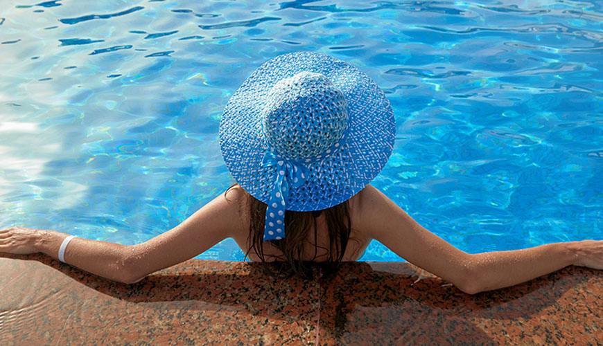 La gratuité du pack Discover : un tremplin vers la réussite pour Alex, jeune diplômé devenu ambassadeur chez Bookamper.com