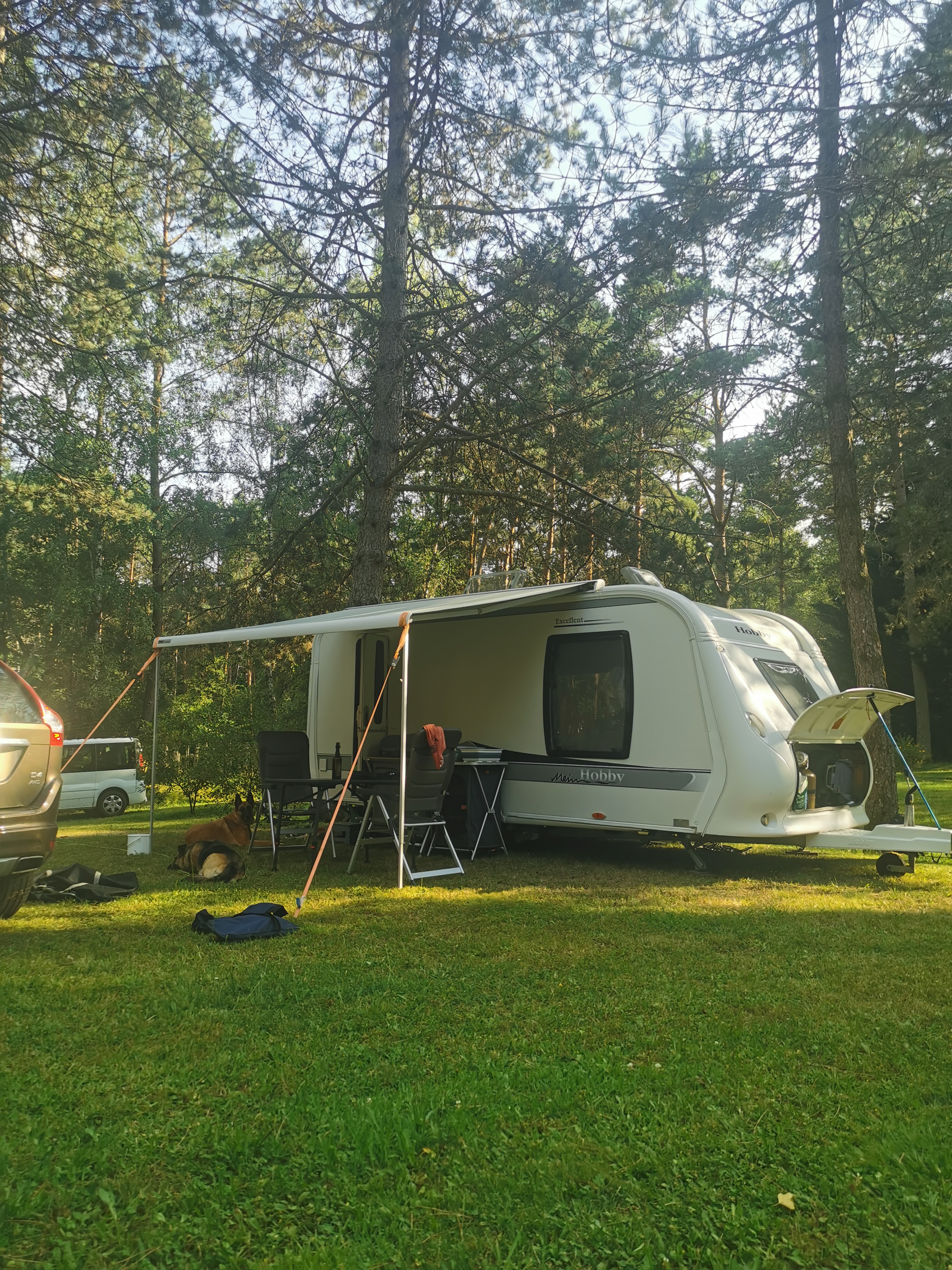 Emplacement nu camping-car, voiture-tente, voiture-caravane - Sud Ouest